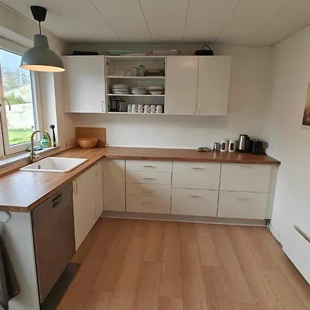 Ved Og Lystbadhavn - Aero Søby